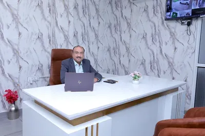 The reception and office at the Safidon works
